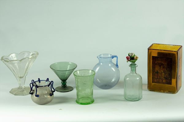 Lot in crystal and blown glass
