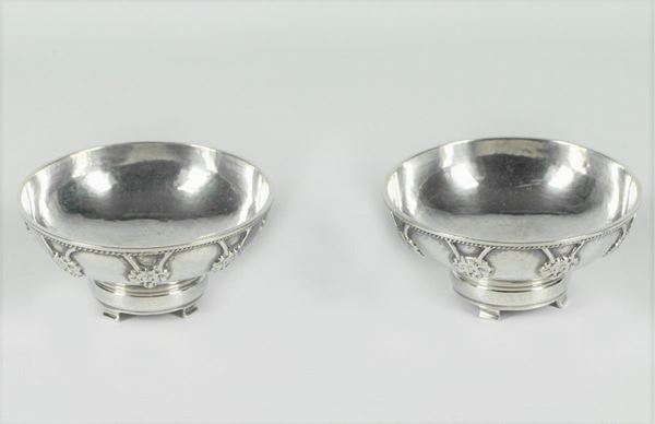 Pair of silver bowls from the Edward VII era