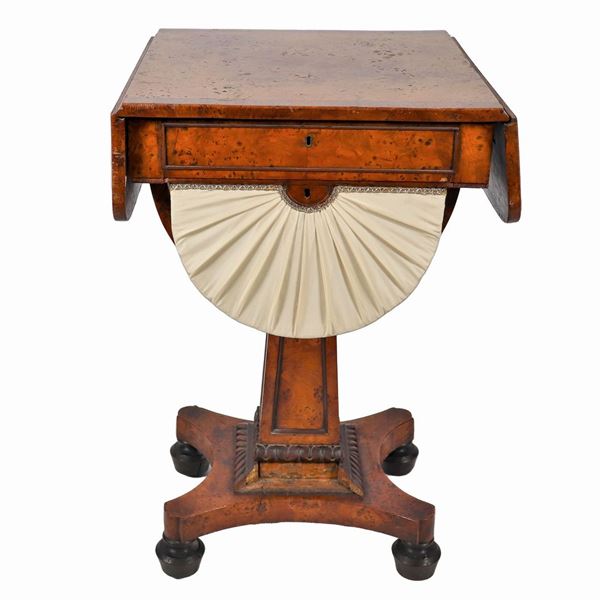 Antique French center work table in thuja briar and walnut, with central drawer, removable compartment and two small strips on the sides, supported by a pyramidal base resting on four shaped legs