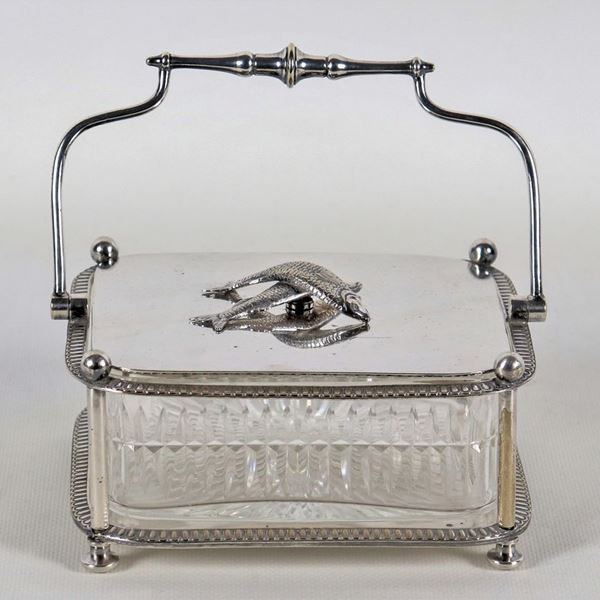 Antique English mayonnaise holder in chiselled and embossed Sheffield, with worked crystal bowl and knob with two fish