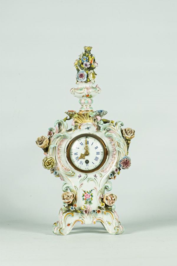 French table clock in porcelain