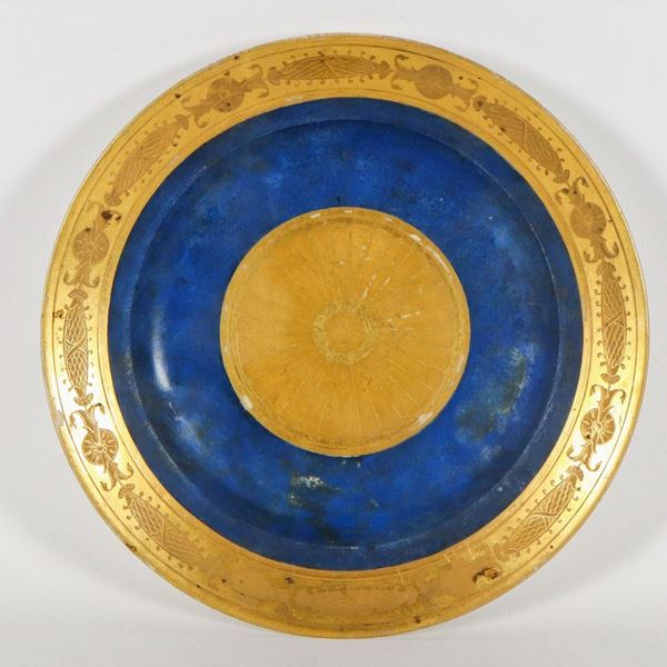 Piatto da muro in porcellana francese blu e oro zecchino, con decorazioni a motivi Impero