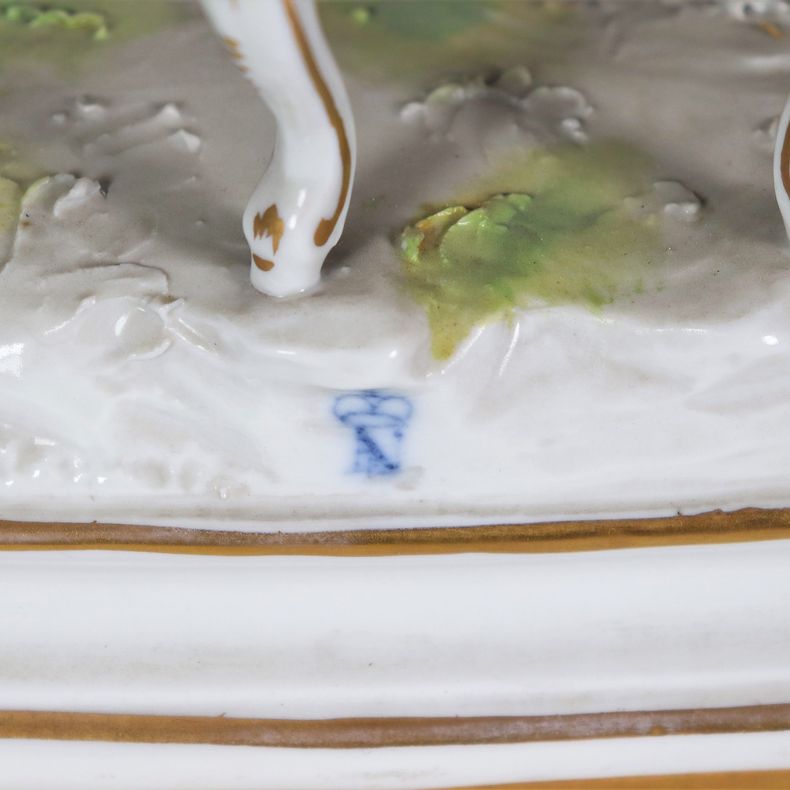 "Il pranzo dei nobili", antico grande gruppo in porcellana Capodimonte