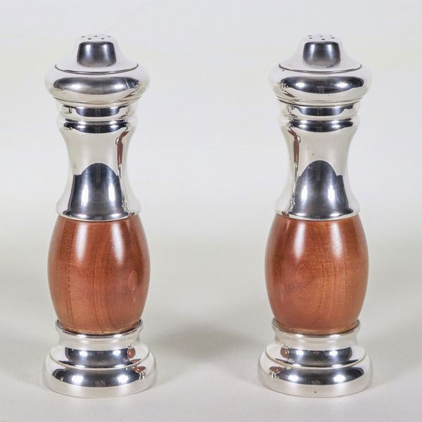 Coppia di  sale e pepe in argento Sterling 925 con fusti in legno