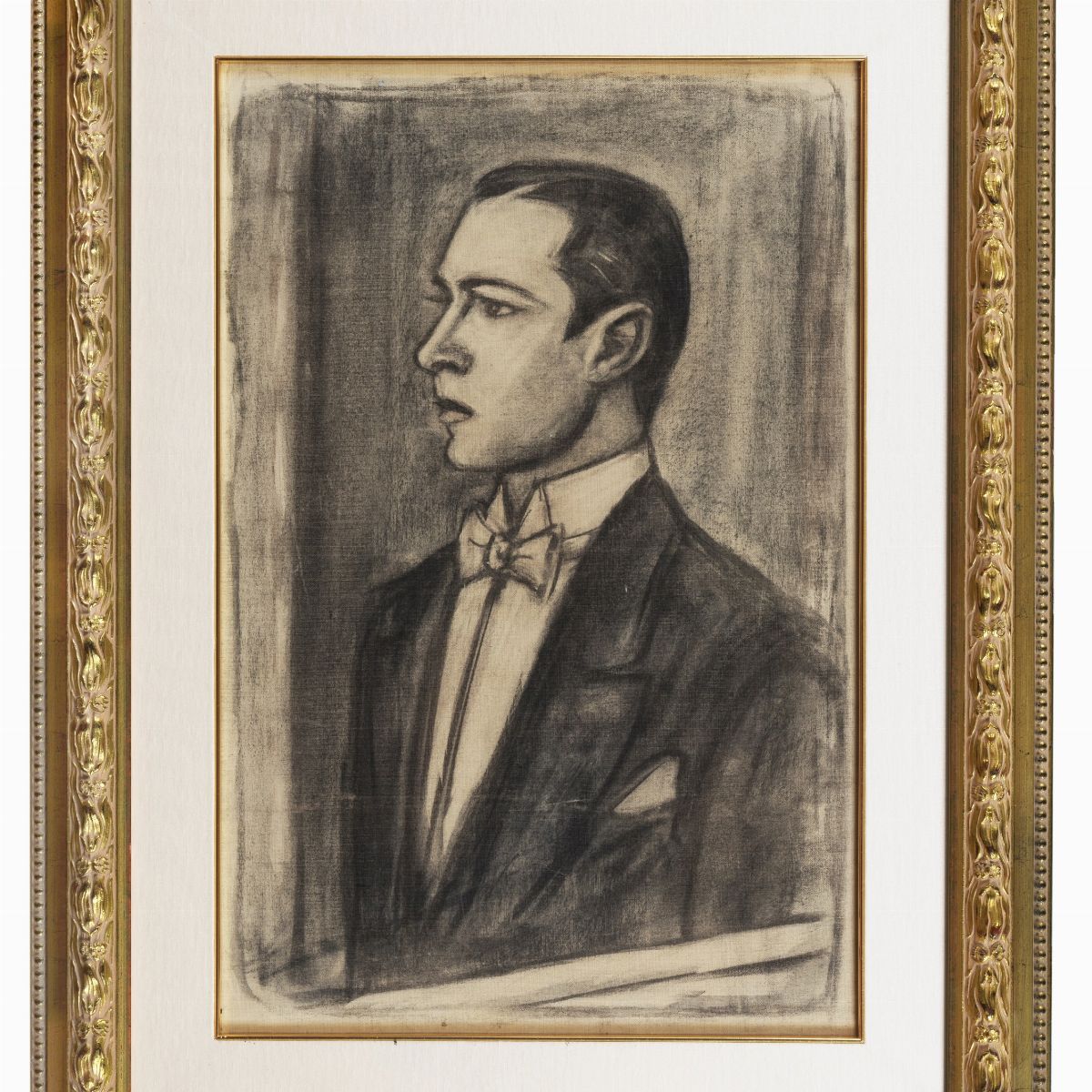 Firmato sul retro della tela. "Valentino" carboncino su tela. Autentica su fotografia di Anna Str...
