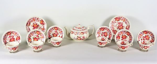 Servizio da tè e dolce inglese in porcellana Spode, con decorazioni policrome a motivi di intrecci floreali (13 pz)