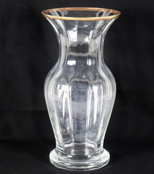 Vase in worked crystal with edge of the neck in pure gold