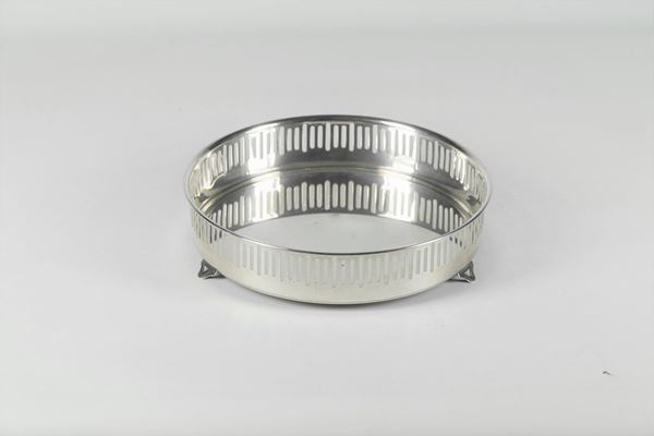 Round basket in silver