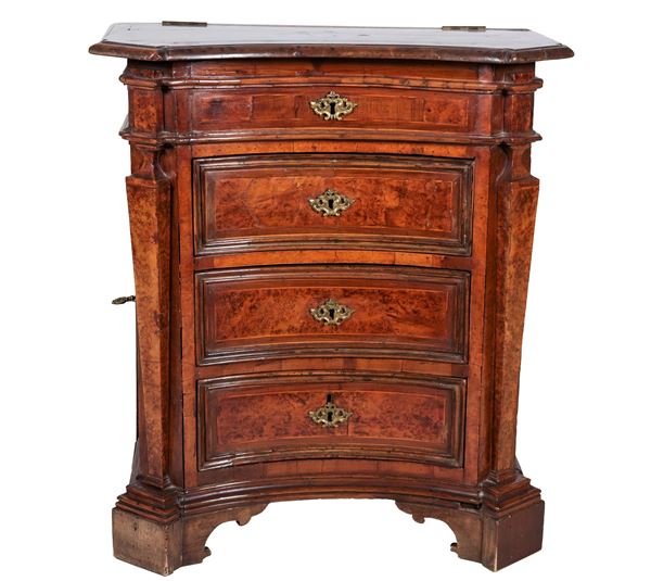 Roman Louis XIV bedside table in walnut, with threads inlaid with geometric motifs, opening top, three drawers underneath and two side doors