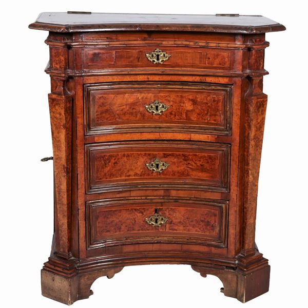 Roman Louis XIV bedside table in walnut, with threads inlaid with geometric motifs, opening top, three drawers underneath and two side doors