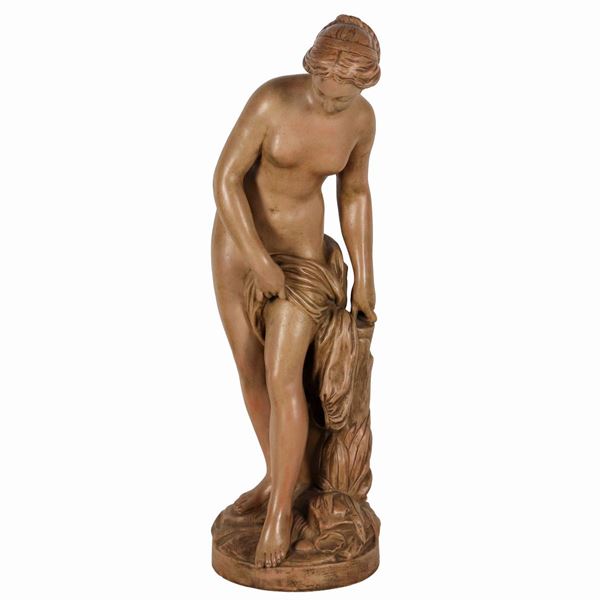 "Nudo di Venere", scultura in terracotta patinata. Firmata