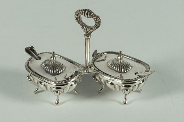 Double salt cellar in silver