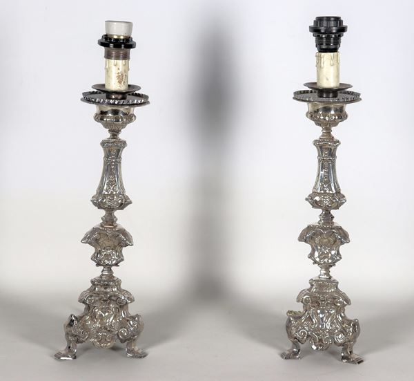 Pair of ancient Roman Louis XV torch holders in silvered, embossed and chiseled copper, conversion to electric light