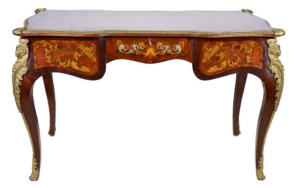 French center desk from the Louis curved legs