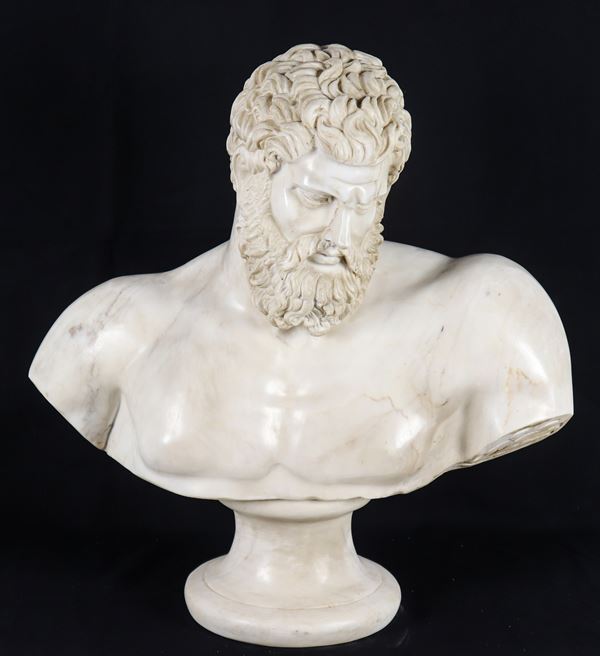 "Ercole", busto in marmo bianco