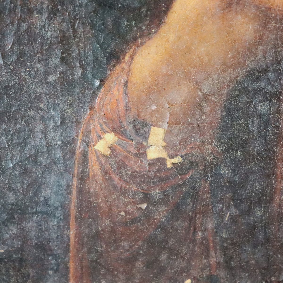 "Il riposo di Venere con amorino", piccolo dipinto ad olio su tela in antica cornice in legno dor...