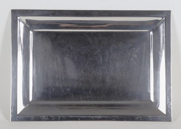 Piccolo vassoio rettangolare in argento, gr. 540