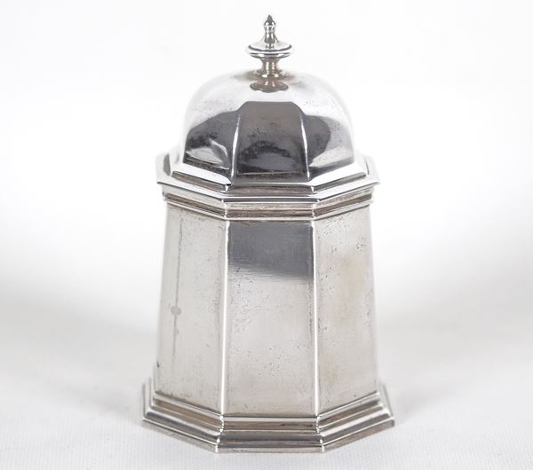 Octagonal silver sugar bowl, gr. 360
