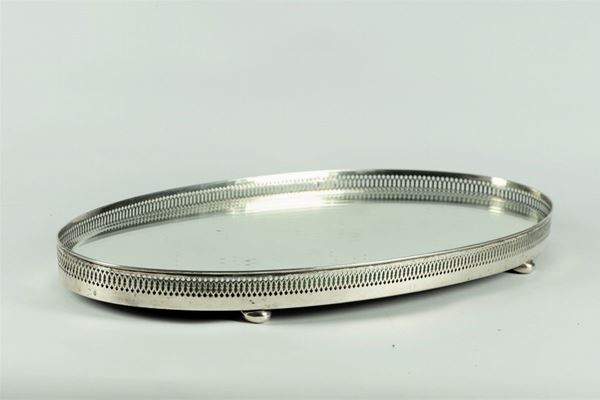 Centrotavola in argento e legno