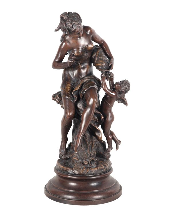 Mathurin Moreau - Signed. "Love at the source", ancient large bronze group