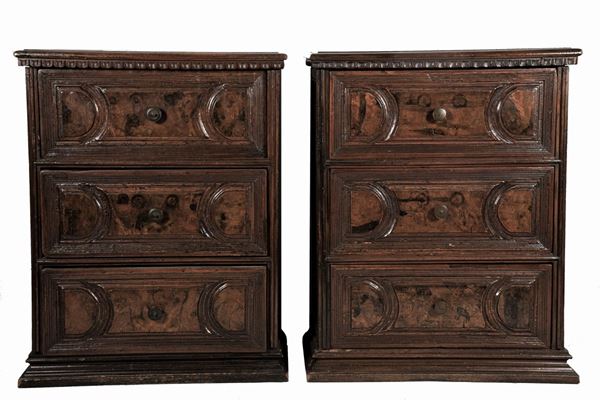 Pair of Lombard bedside tables in walnut