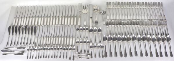 Antique cutlery set in chiselled and embossed silver. Stamp Period del Fascio, (150 pcs) gr. 6330