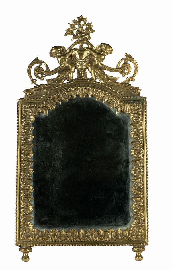 Specchiera da toletta in bronzo dorato