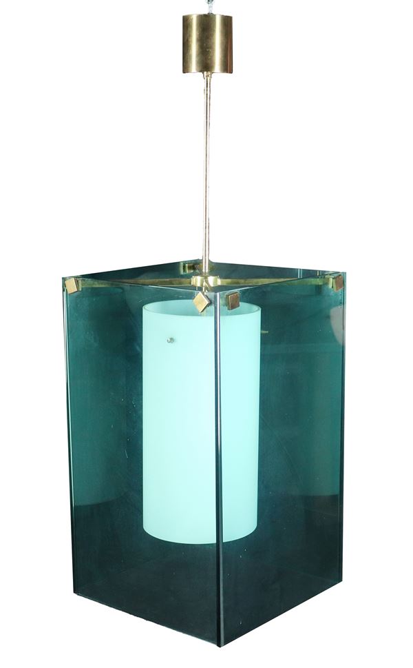 Fontana Arte rectangular chandelier Mod. 2099 in brass, green cut crystal and satin opaline glass. Production 1959-1960, 1 light