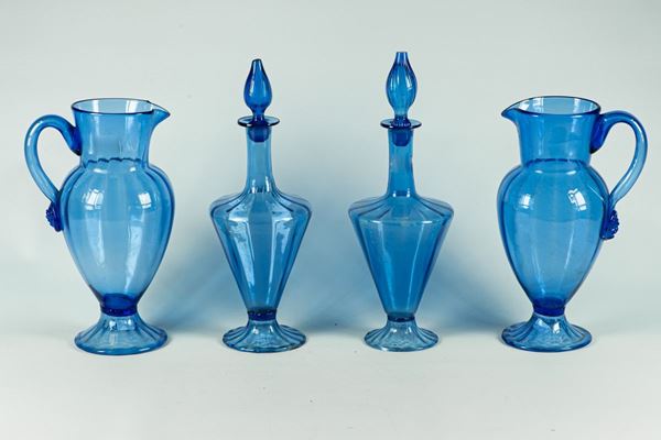 Lotto in vetro soffiato blu di Murano