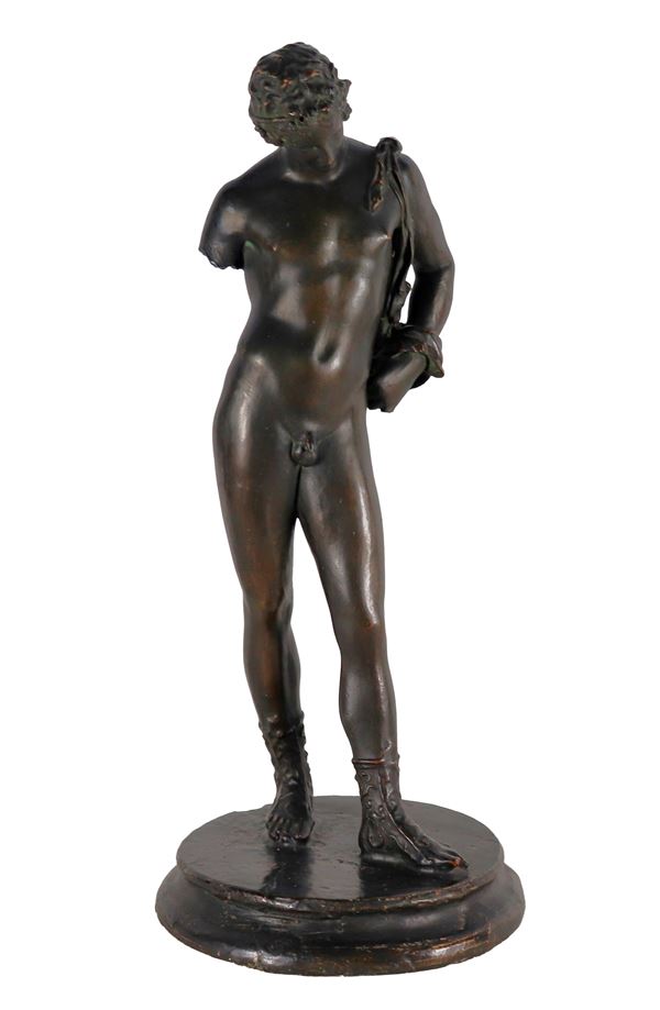 "Narciso", scultura in gesso patinato a finto bronzo con base circolare