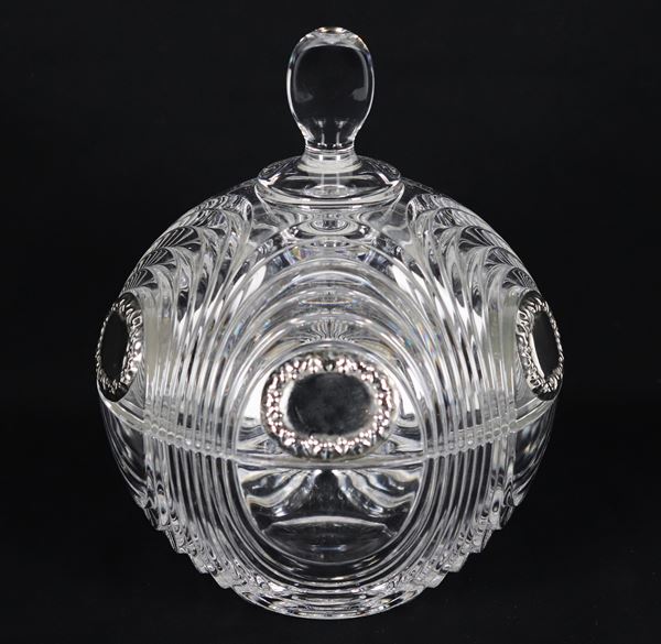 Round biscuit box in worked crystal with medallion applications in 925 silver