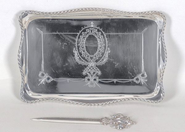 Chiseled and embossed silver mail tray with letter opener. Tray stamp Title 800, letter opener stamp Title 925 (2 pcs), gr. 275