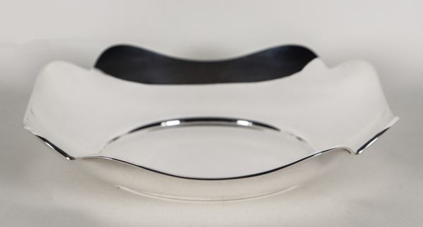 Silver bowl with curved edge, gr. 170