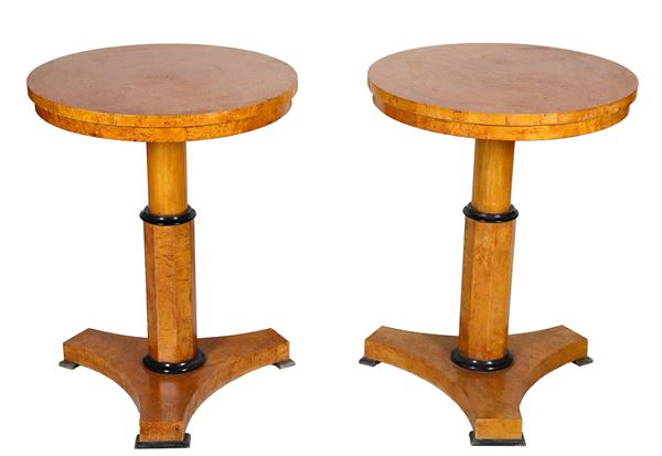 Pair of round center tables from the Carlo X line, in birch root with ebonized profiles