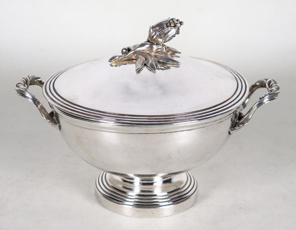 Small Christofle silver metal tureen with two handles, fruit-shaped knob