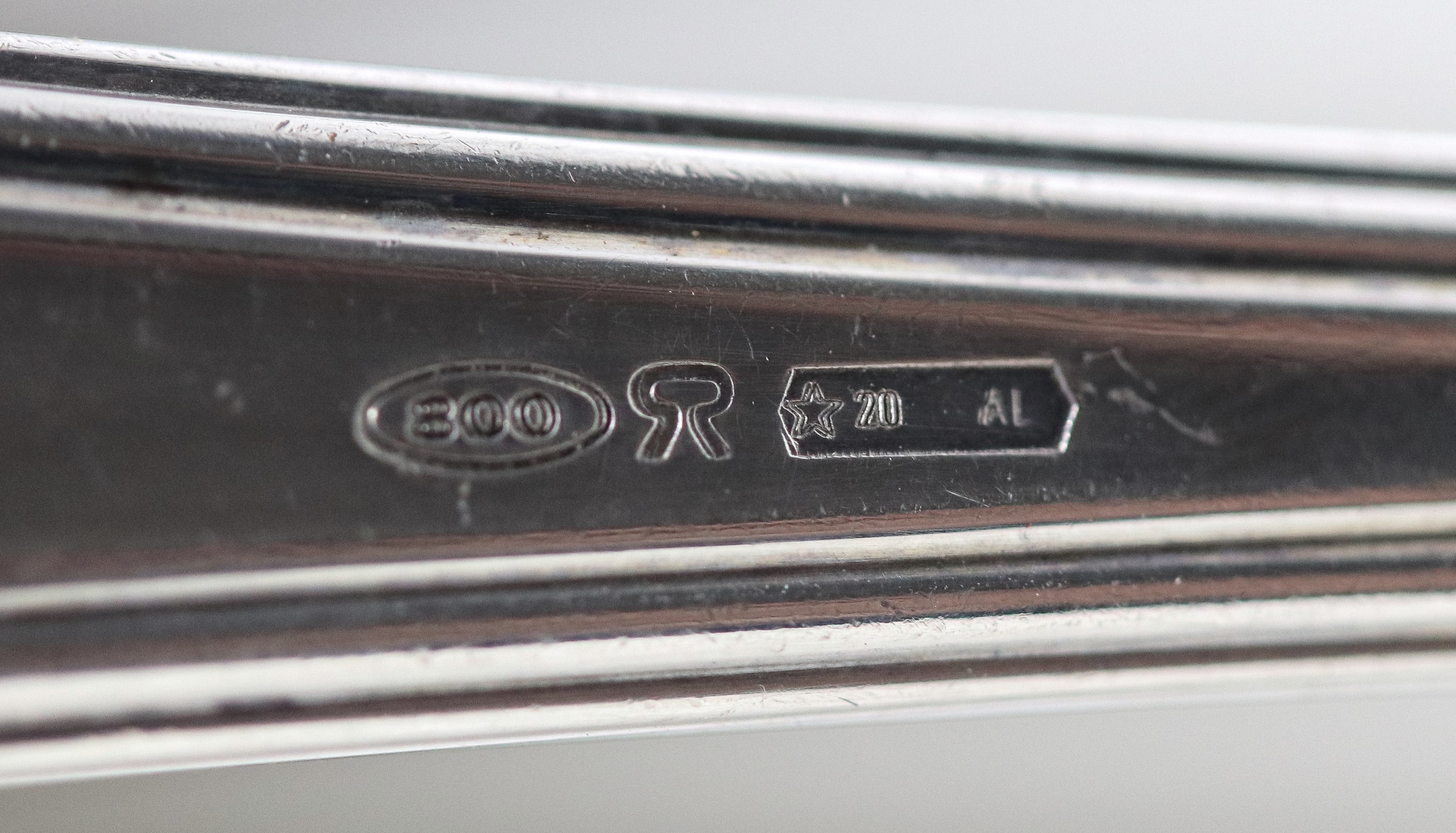 Servizio di posate in argento (186 pz), gr. 8490