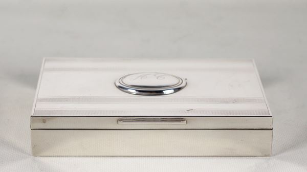 Scatola portasigarette in argento e legno, sul coperchio monogramma inciso