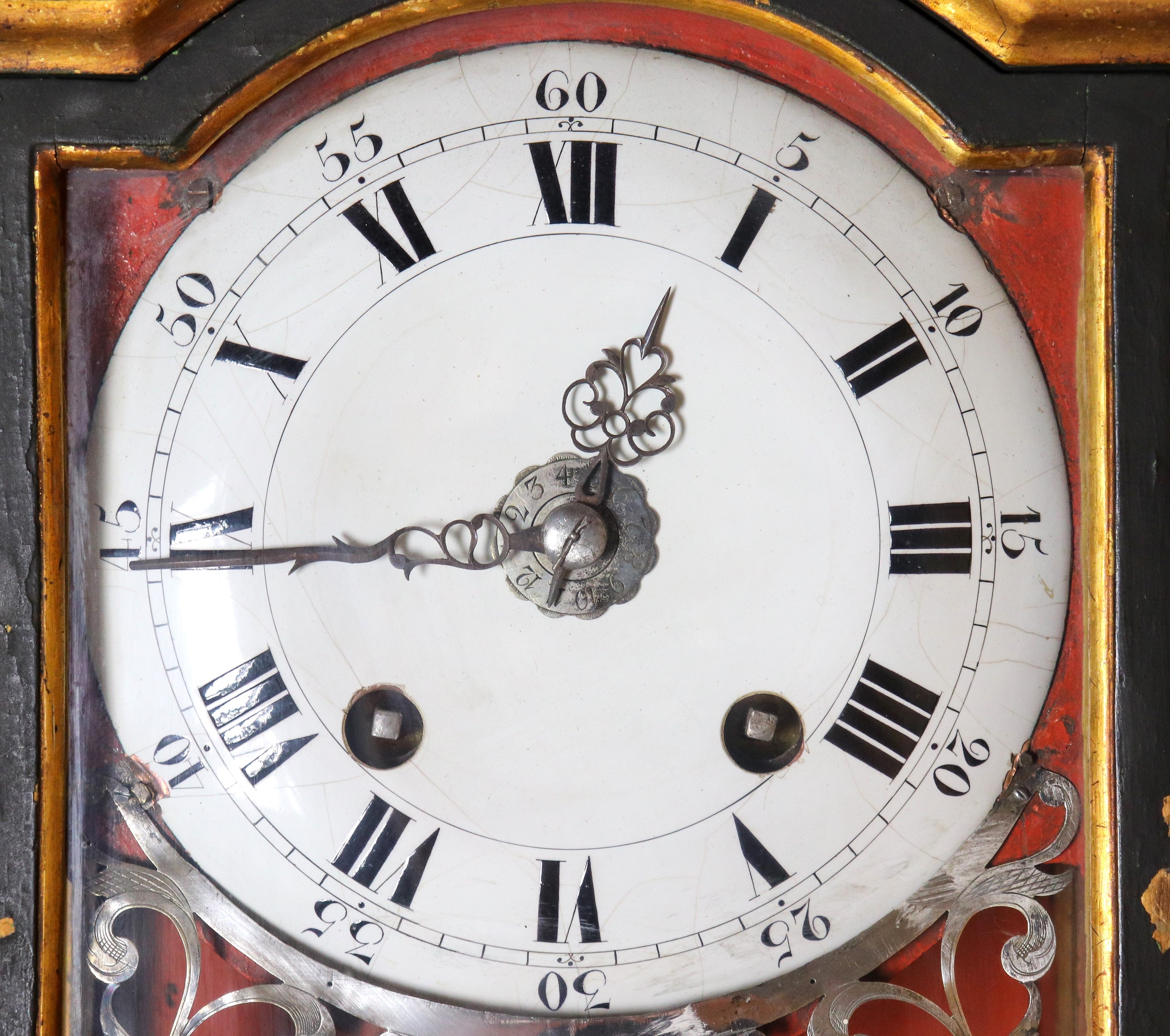 Antico orologio a cartel con mensola di Terrot et Thuillier a Geneve (1780), in legno laccato ner...