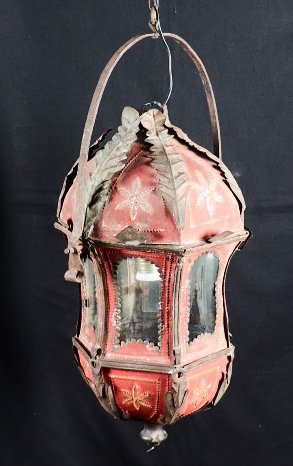 Ceiling lantern in red lacquered copper, with floral motif decorations, 1 light