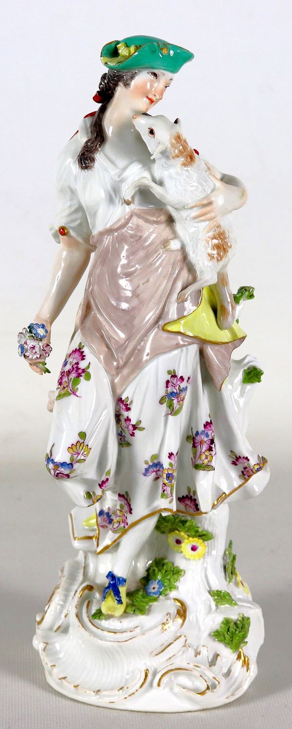 "Nobildonna con cane e mazzetto di fiori", antica scultura in porcellana policroma di Meissen, Periodo 1750-1760