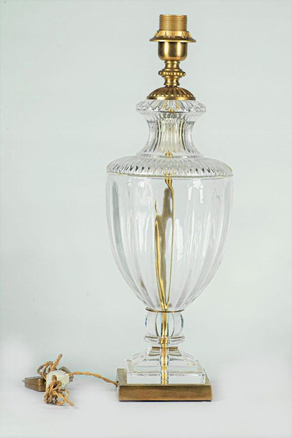Amphora-shaped crystal table lamp  (XX Century)  - Auction Fine Art Legacy of Prestigious Noble Roman Villino and Private Collections - Gelardini Aste Casa d'Aste Roma
