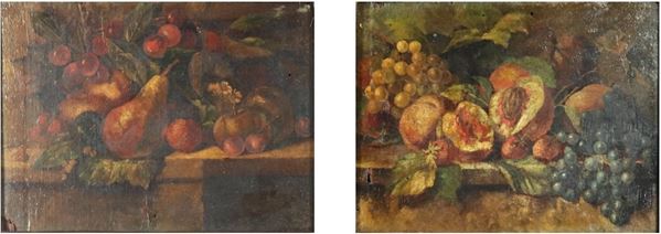 Scuola Italiana XIX Secolo - "Nature morte di frutta", coppia di piccoli dipinti ad olio su tavola, cornici in legno dorato e intagliato