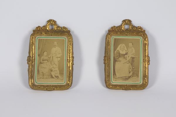 Pair of small antique frames in gilded copper, embossed and chiselled with Louis XVI motifs, inside old photographs