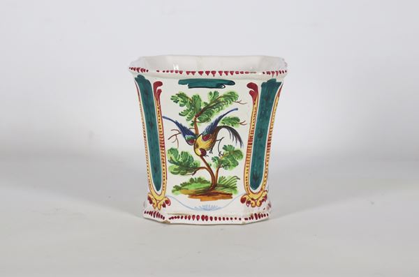 Small square shaped cachepot in polychrome ceramic, with decorations of flowers and birds