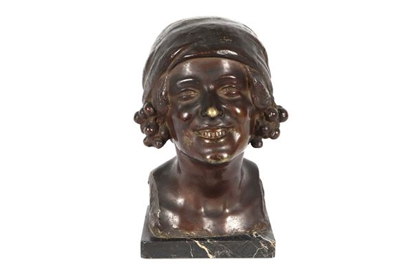 Vincenzo Aurisicchio - &quot;Smiling Girl&quot;, small bronze bust, supported by a black marble base 