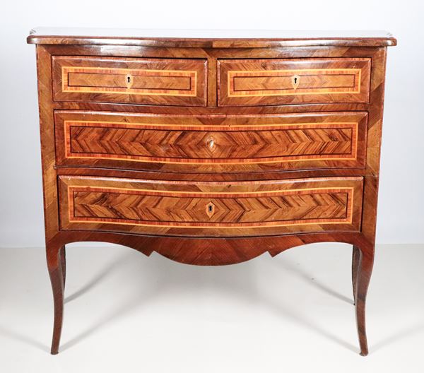 Antique Roman chest of drawers in Louis XV style, in walnut, rosewood and purple ebony, with satin wood inlaid fillets, four drawers and four sabre legs