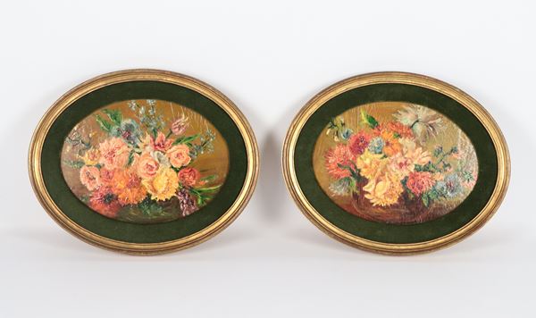 Scuola Italiana XX Secolo - &quot;Still Lifes with Bouquets of Flowers&quot;, a pair of small oval oil paintings in gilded frames and passepartout