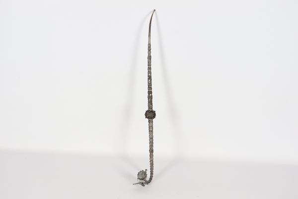 Antique oriental opium pipe in filigree and silver-plated metal 