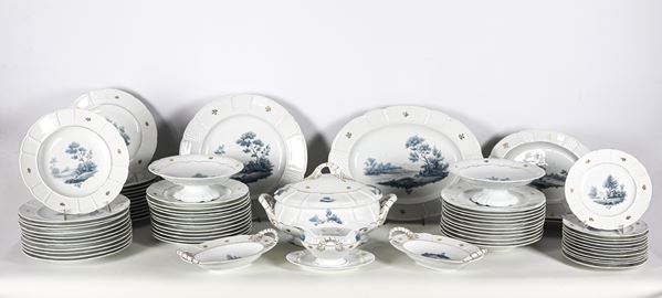 Rosenthal porcelain dinner set with central colourful landscape motifs in blue (71 pcs.)