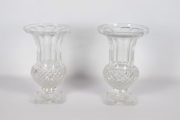 Pair of neoclassical amphora vases in Bohemian crystal worked with diamond point